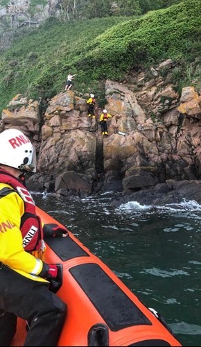 St Catherine's ILB assists casualty that had fallen on to rocks at Gorey
