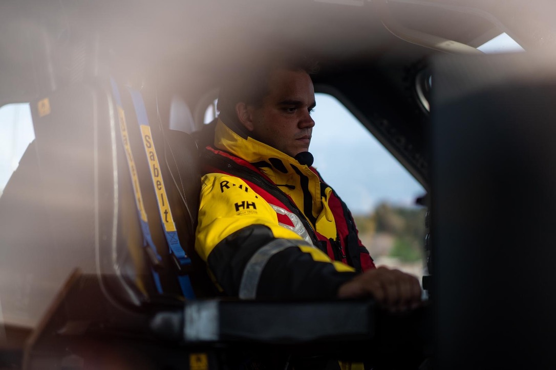 Join Lifeboat Crew Image 