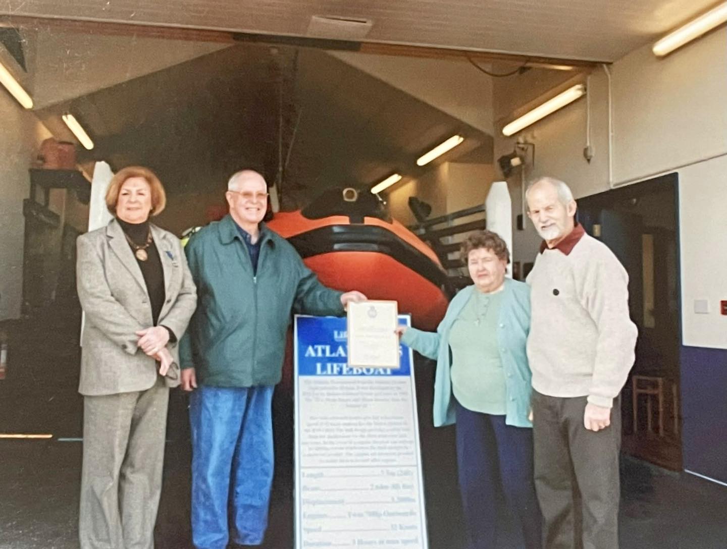 341672305 203750219045700 1870665213360123254 N