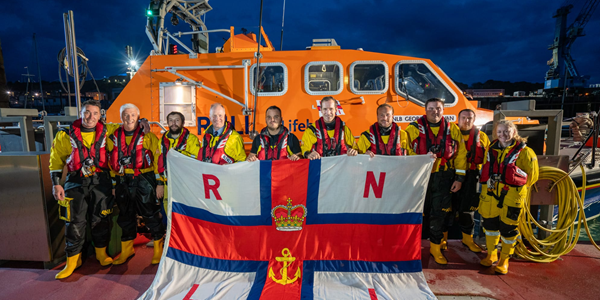 His Excellency Vice Admiral Jerry Kyd CBE Visits St Helier Lifeboat Station Image 