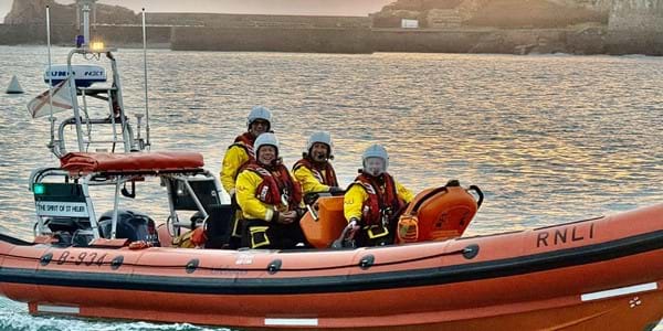St Helier lifeboat tasked to stranded individuals Image 